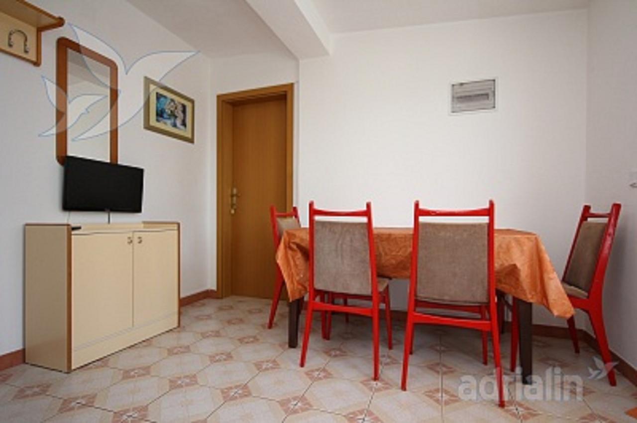 Apartments Ana Sreser Exterior photo
